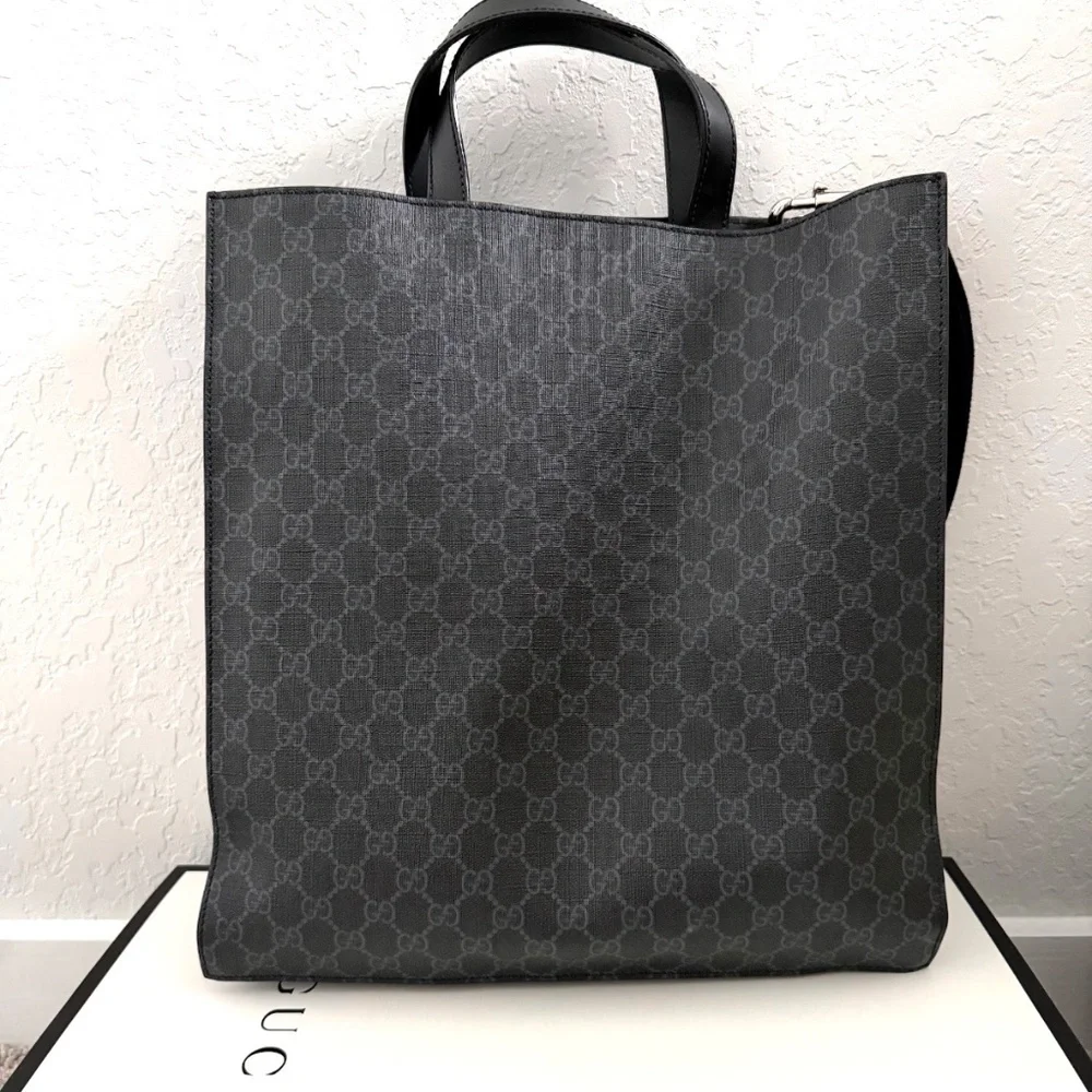 Gucci GG Supreme Tote Bag